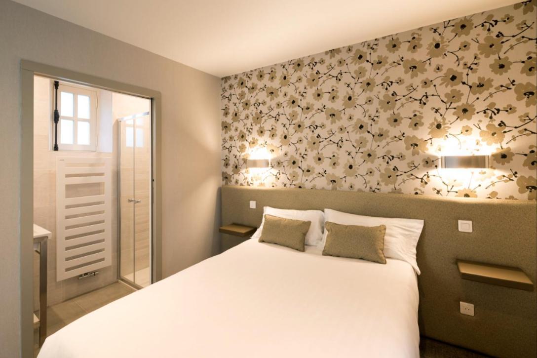 Logis - Hotel & Restaurant Du Tribunal Mortagne-au-Perche Εξωτερικό φωτογραφία