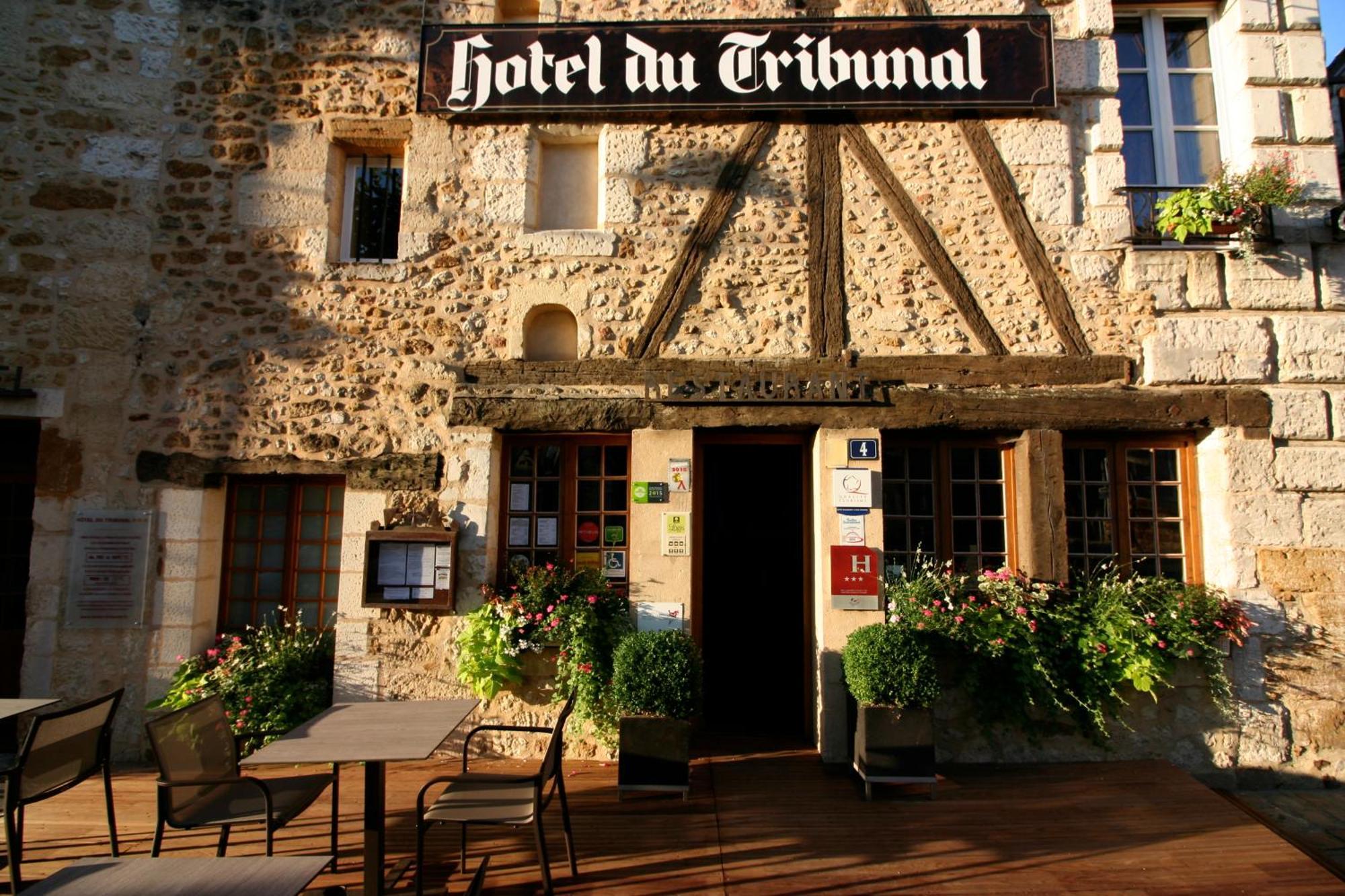 Logis - Hotel & Restaurant Du Tribunal Mortagne-au-Perche Εξωτερικό φωτογραφία