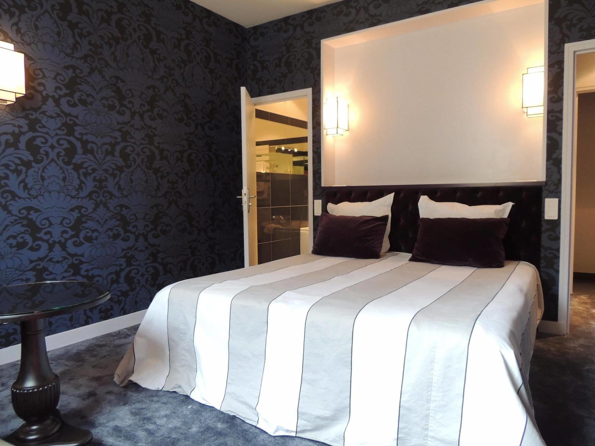 Logis - Hotel & Restaurant Du Tribunal Mortagne-au-Perche Εξωτερικό φωτογραφία