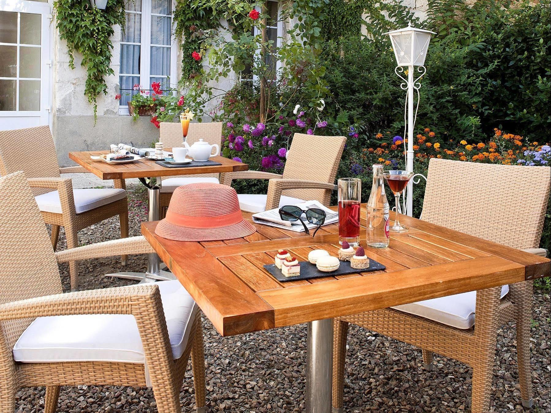 Logis - Hotel & Restaurant Du Tribunal Mortagne-au-Perche Εξωτερικό φωτογραφία