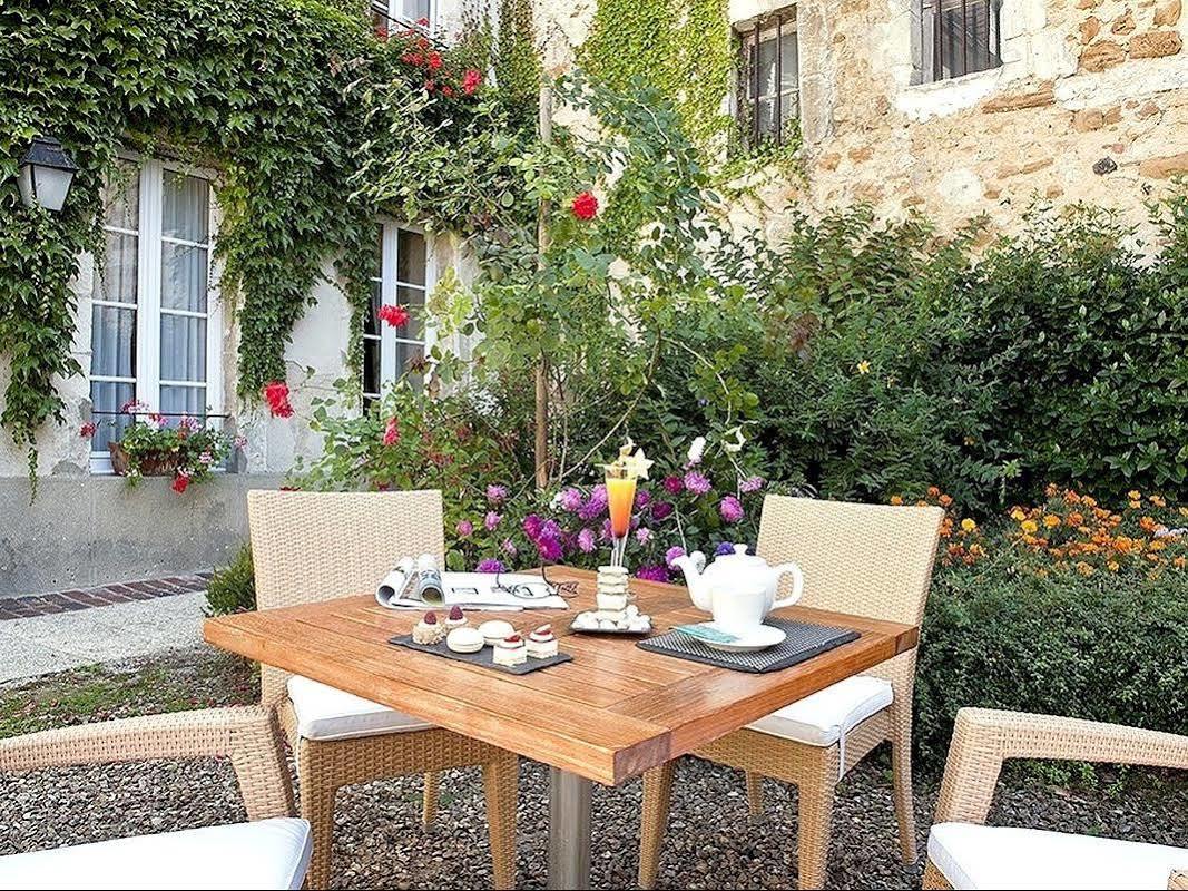 Logis - Hotel & Restaurant Du Tribunal Mortagne-au-Perche Εξωτερικό φωτογραφία